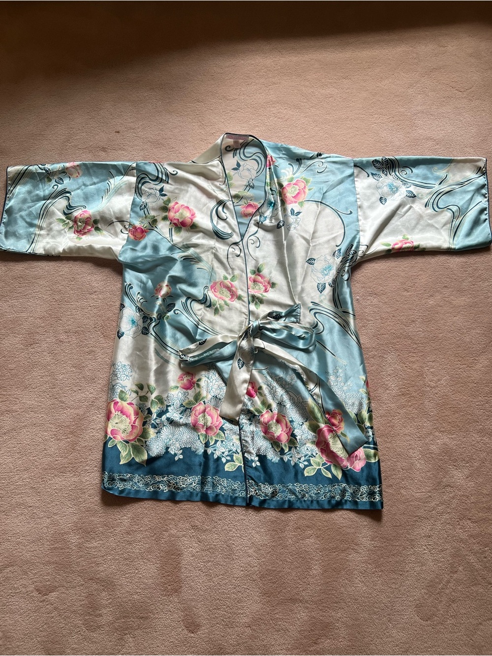 Oscar de la Renta Pink Label Floral Satiny Kimono Robe in Pale Blue and Cream